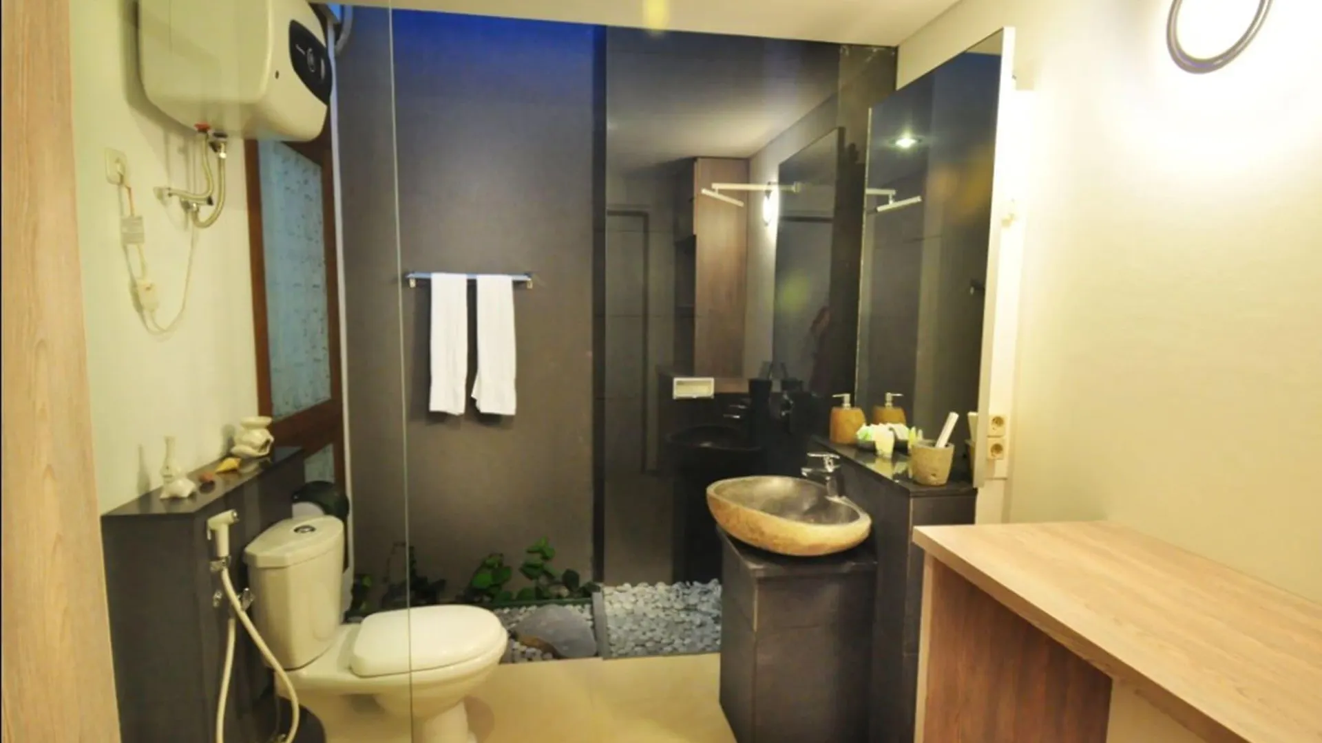 D'Lima Hotel & Villas Kuta  Kuta (Bali)