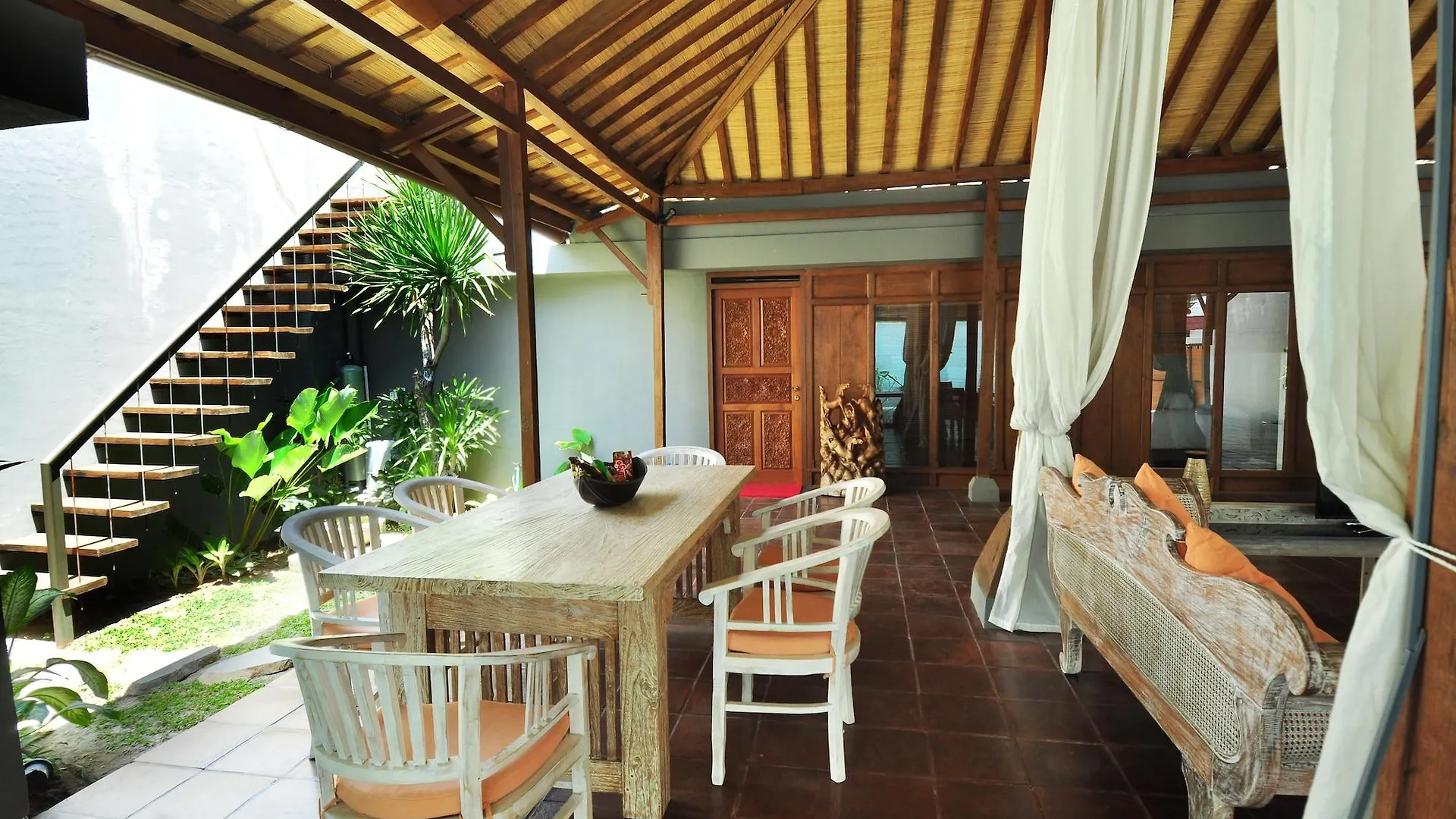 D'Lima Hotel & Villas Kuta